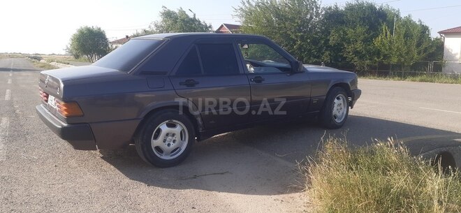 Mercedes 190 1990, 100,000 km - 1.8 l - Beyləqan