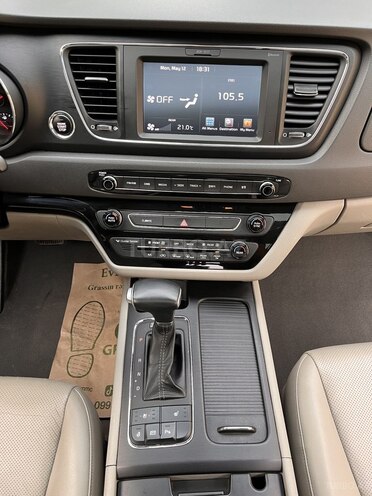 Kia Carnival 2017, 198,000 km - 2.2 l - Bakı