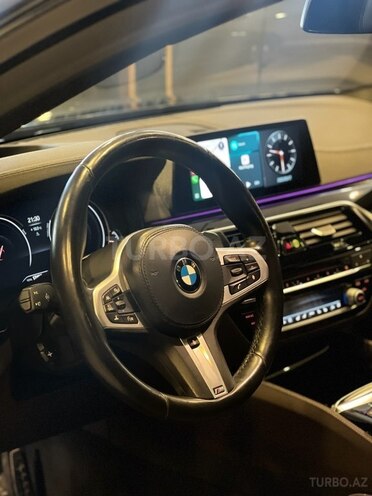 BMW 520-9