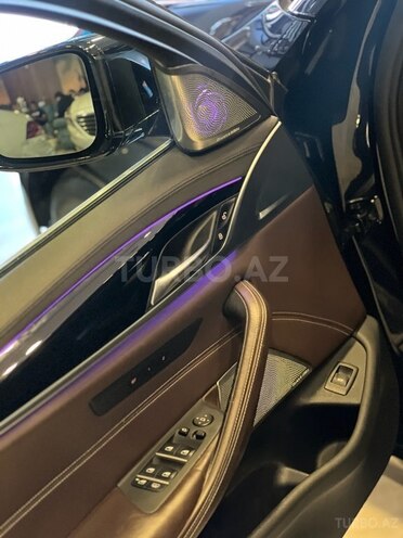 BMW 520-7