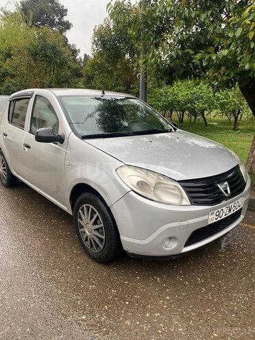 Dacia Sandero 2009, 300,000 km - 1.4 l - Gəncə