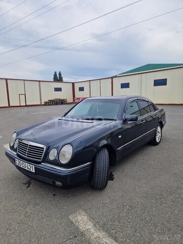 Mercedes E 230 1997, 410,000 km - 2.3 l - Gəncə