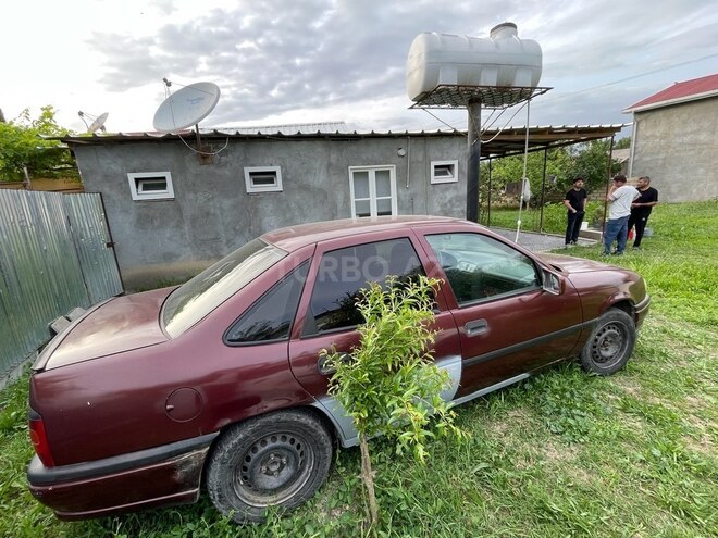 Opel Vectra 1994, 360,000 km - 1.7 l - Şəki