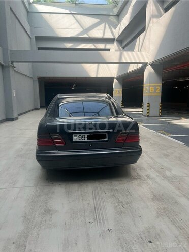 Mercedes E 220 d 2000, 520,000 km - 2.2 l - Bakı