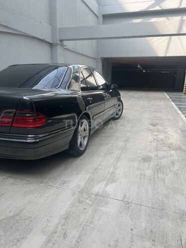 Mercedes E 220 d 2000, 520,000 km - 2.2 l - Bakı