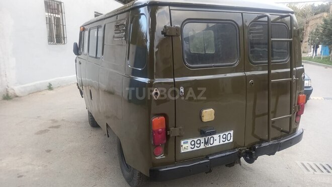 UAZ 390945-8