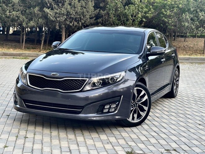 Kia K5-4