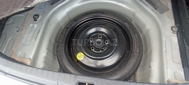 Toyota Corolla 2008, 334,222 km - 1.4 l - Bakı