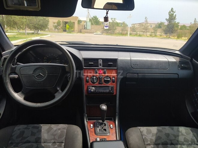 Mercedes C 180 1997, 243,890 km - 1.8 л - Ucar