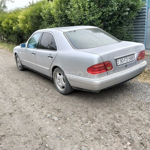 Mercedes E 200 1997, 490,000 km - 2.0 l - Ağdam