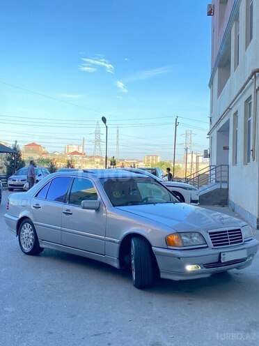 Mercedes C 230 2000, 379,000 km - 2.3 l - Salyan