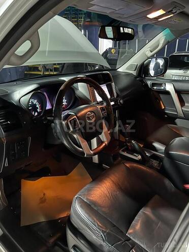 Toyota Land Cruiser Prado 2013, 210,000 km - 4.0 л - Bakı