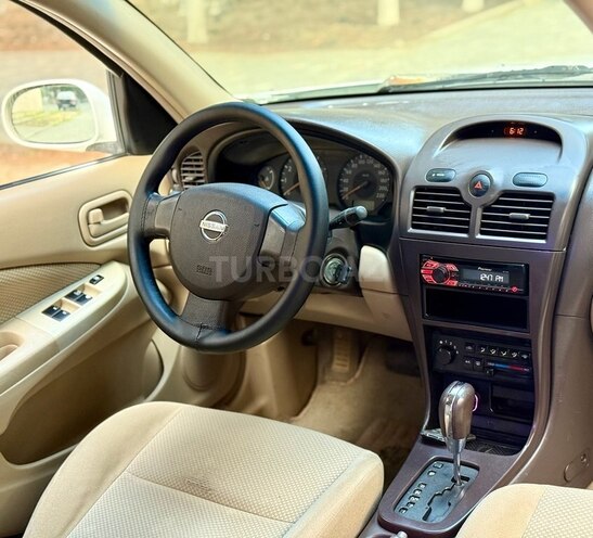 Nissan Sunny 2008, 301,000 km - 1.6 l - Bakı