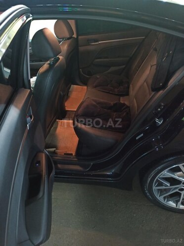 Hyundai Elantra 2019, 60,350 km - 2.0 л - Bakı