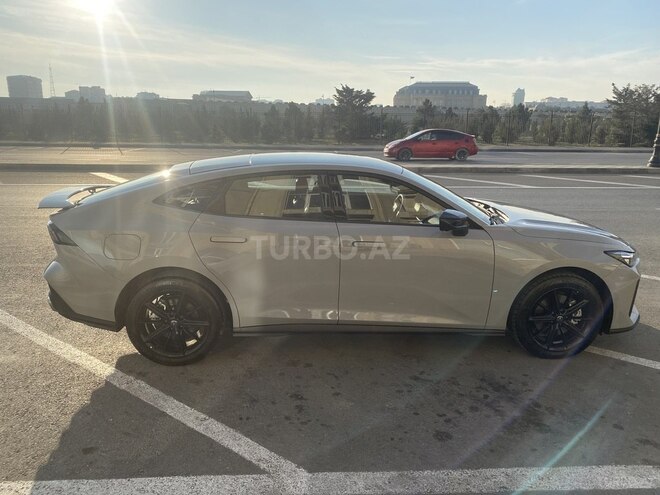 Changan  2023, 36,000 km - 1.5 л - Bakı