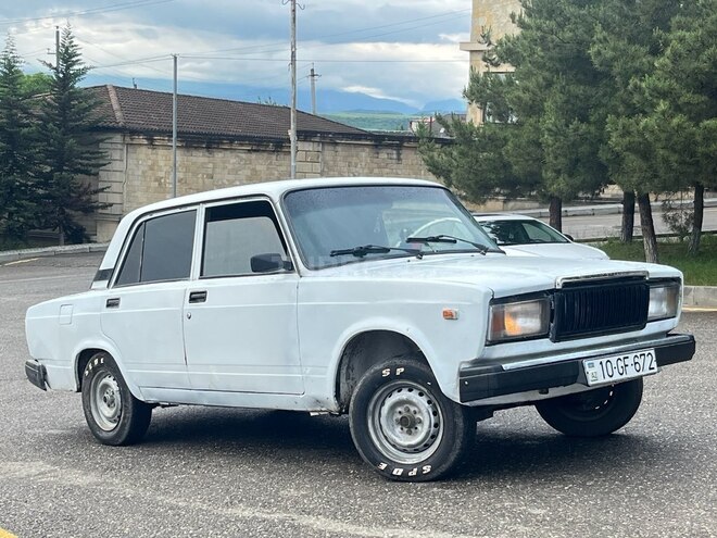 LADA (VAZ) 2107 1988, 263,000 km - 1.6 l - Qusar