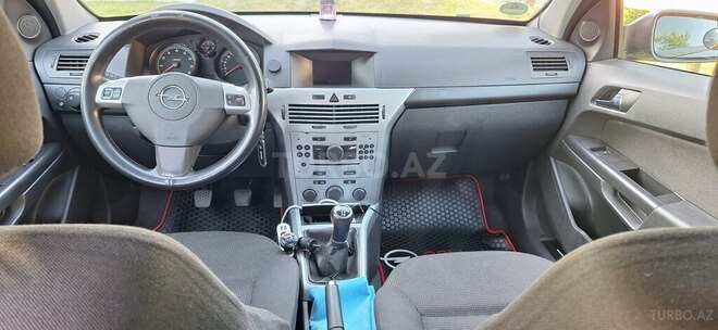 Opel Astra 2009, 275,411 km - 1.4 l - Balakən