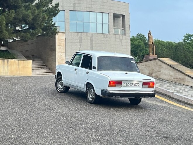 LADA (VAZ) 2107 1988, 263,000 km - 1.6 l - Qusar
