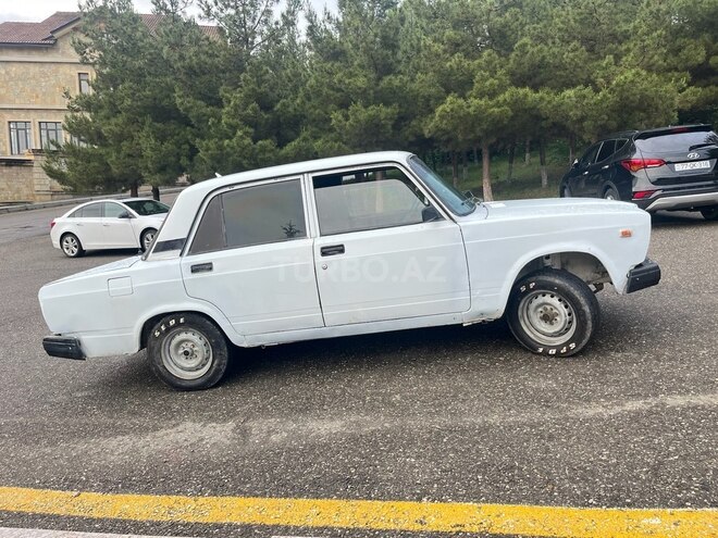 LADA (VAZ) 2107 1988, 263,000 km - 1.6 l - Qusar