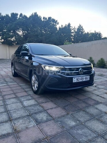 Volkswagen Polo 2021, 75,000 km - 1.6 л - Bakı
