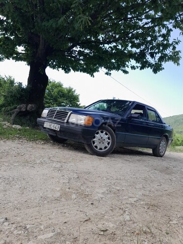 Mercedes 190 1991, 560,000 km - 1.8 l - İsmayıllı