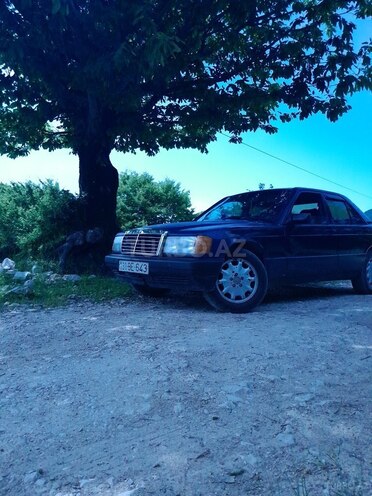 Mercedes 190 1991, 560,000 km - 1.8 l - İsmayıllı