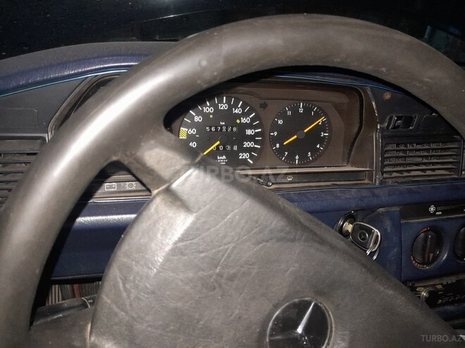 Mercedes 190 1991, 560,000 km - 1.8 l - İsmayıllı
