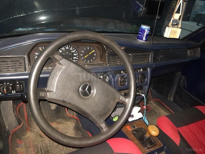 Mercedes 190 1991, 560,000 km - 1.8 l - İsmayıllı