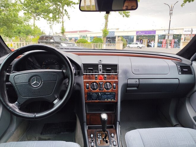 Mercedes C 220 d 1998, 625,048 km - 2.2 l - Bakı