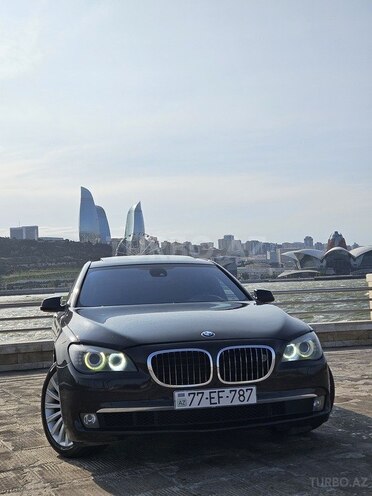 BMW 750 2010, 180,000 km - 4.4 l - Bakı
