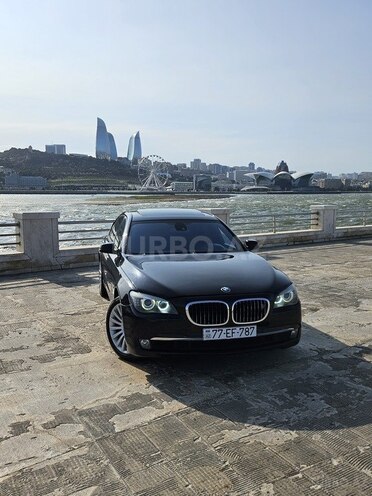 BMW 750 2010, 180,000 km - 4.4 l - Bakı