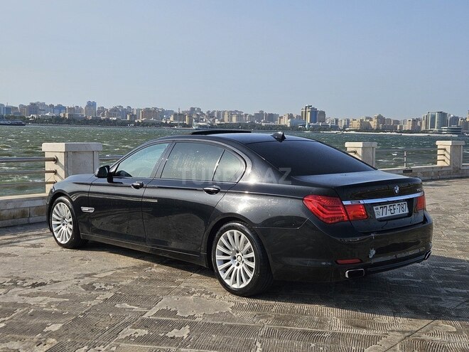BMW 750 2010, 180,000 km - 4.4 l - Bakı