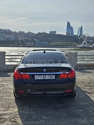 BMW 750 2010, 180,000 km - 4.4 l - Bakı