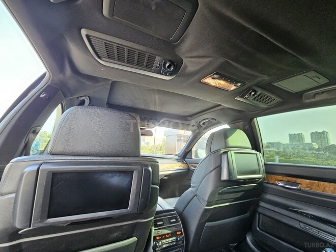 BMW 750 2010, 180,000 km - 4.4 l - Bakı