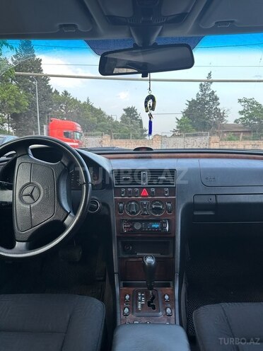 Mercedes C 220 d 1998, 312,000 km - 2.2 л - Bakı
