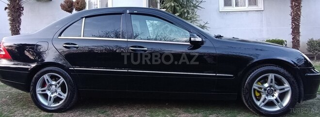 Mercedes C 240 2003, 111,111 km - 2.6 l - Zaqatala