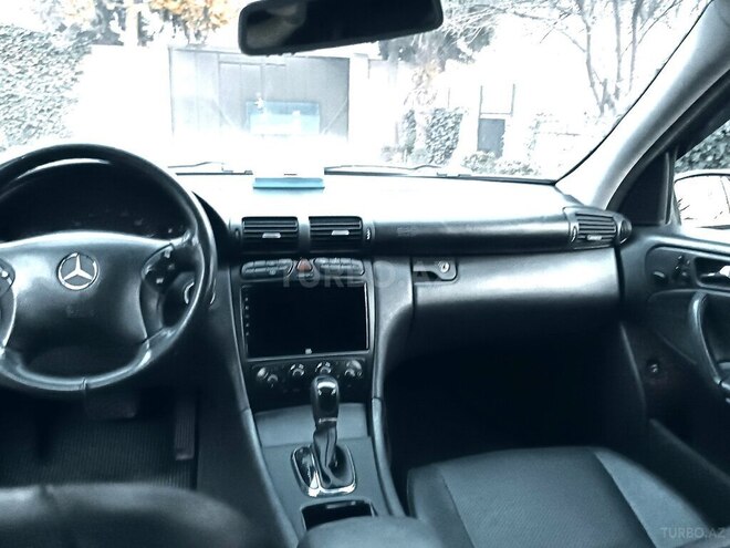 Mercedes C 240 2003, 111,111 km - 2.6 l - Zaqatala
