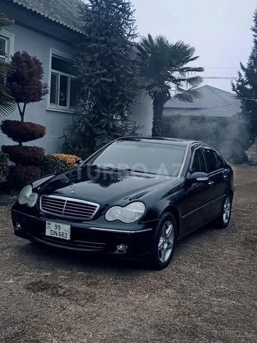 Mercedes C 240 2003, 111,111 km - 2.6 l - Zaqatala