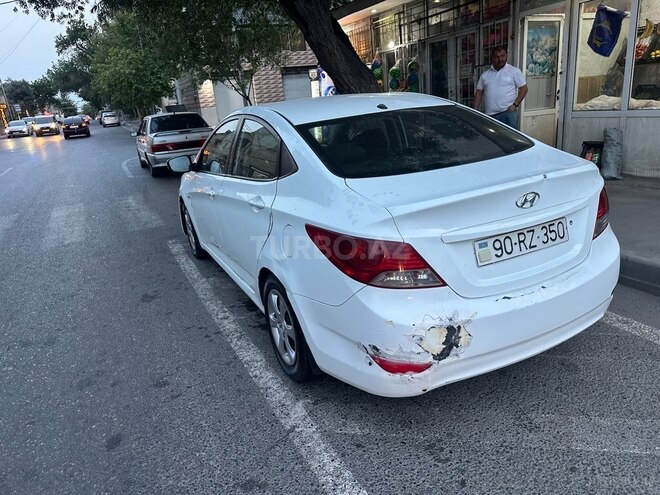 Hyundai Accent 2012, 999,999 km - 1.4 l - Bakı
