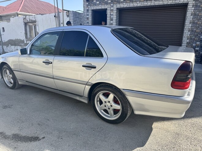 Mercedes C 220 1995, 325,470 km - 2.2 l - Xırdalan