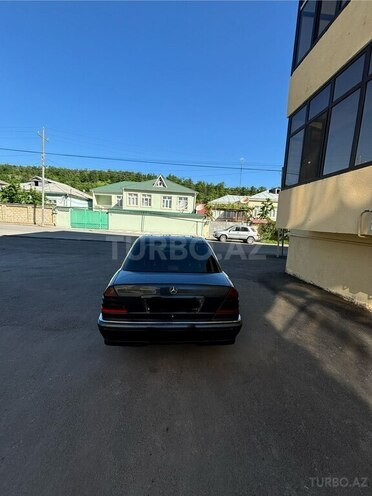 Mercedes C 180 1998, 333,000 km - 1.8 l - Qusar