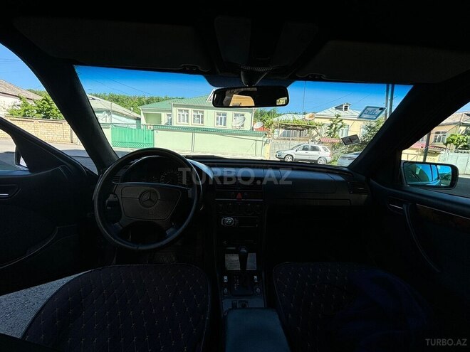 Mercedes C 180 1998, 333,000 km - 1.8 l - Qusar