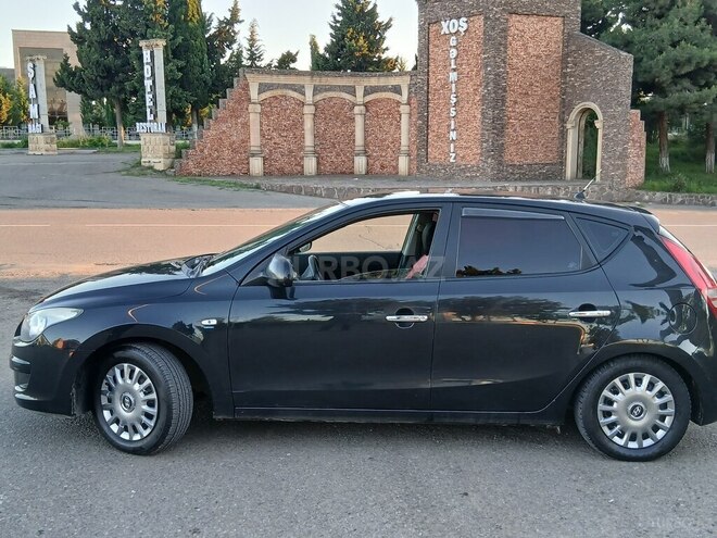 Hyundai i30 2009, 247,000 km - 1.4 l - Tovuz