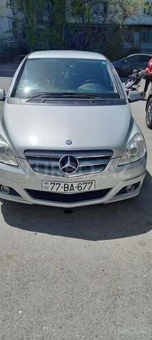 Mercedes B 180 2010, 98,000 km - 1.7 l - Bakı
