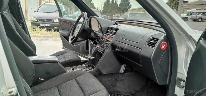 Mercedes C 180 1998, 214,000 km - 1.8 l - Sumqayıt