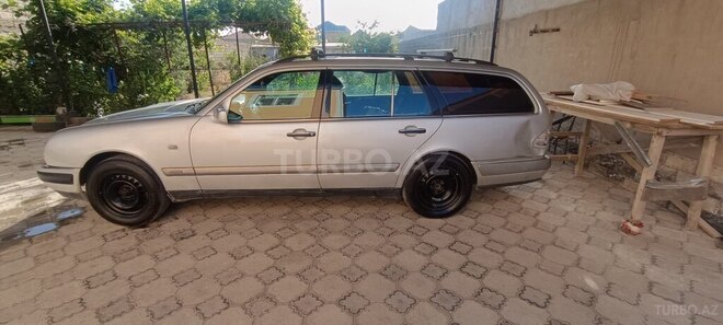 Mercedes E 200 1997, 430,000 km - 2.0 l - Bakı