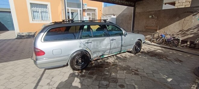 Mercedes E 200 1997, 430,000 km - 2.0 l - Bakı