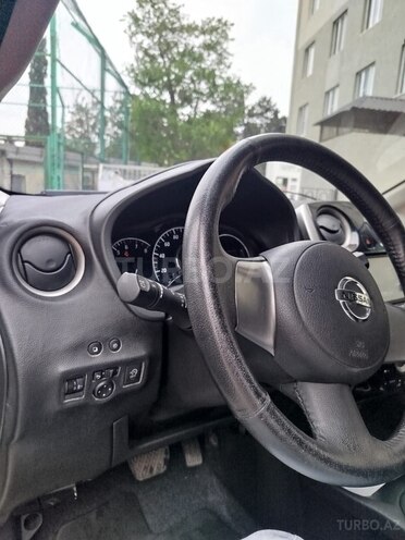 Nissan Note-8