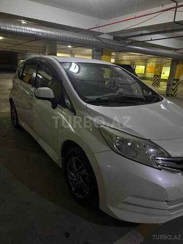 Nissan Note-4