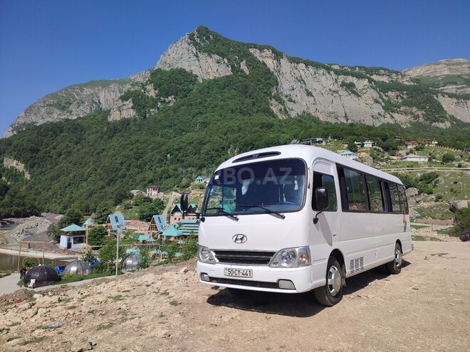 Hyundai County 2010, 465,000 km - 3.9 l - Sumqayıt